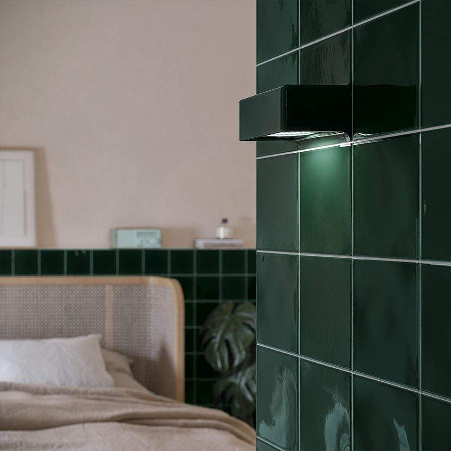 Ceramic wall light